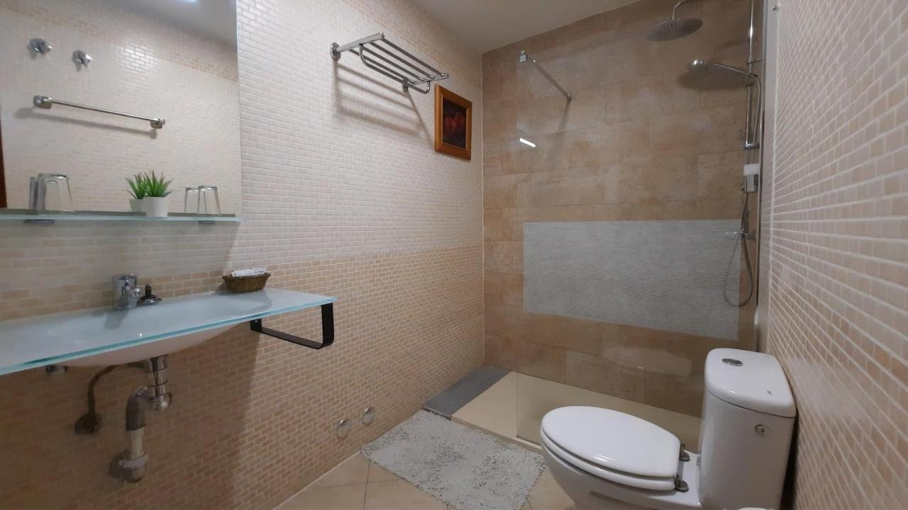 Apartamento Capri Los Boliches Wifi Gratis Beach 100M Fuengirola Luaran gambar