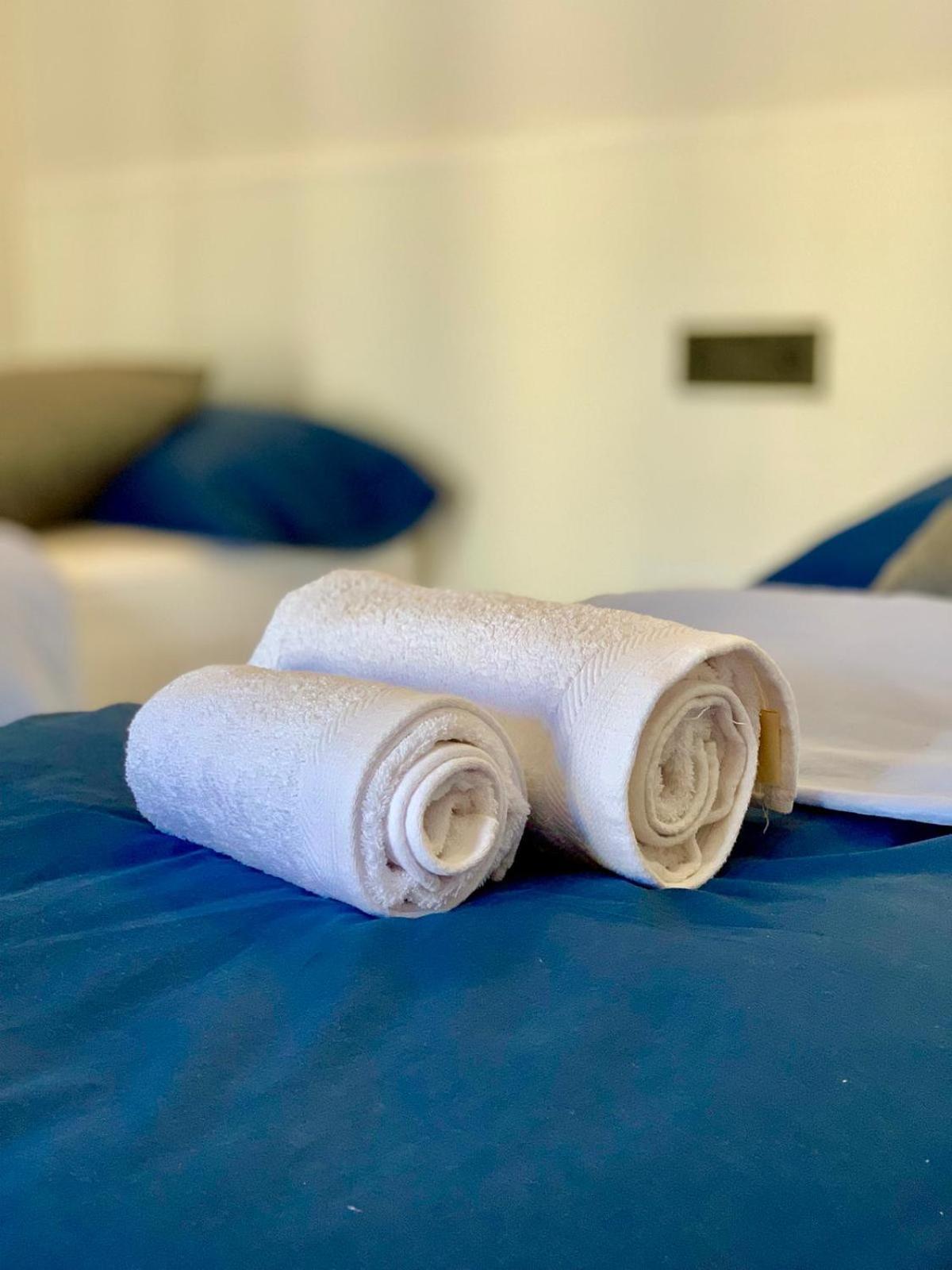 Apartamento Capri Los Boliches Wifi Gratis Beach 100M Fuengirola Luaran gambar
