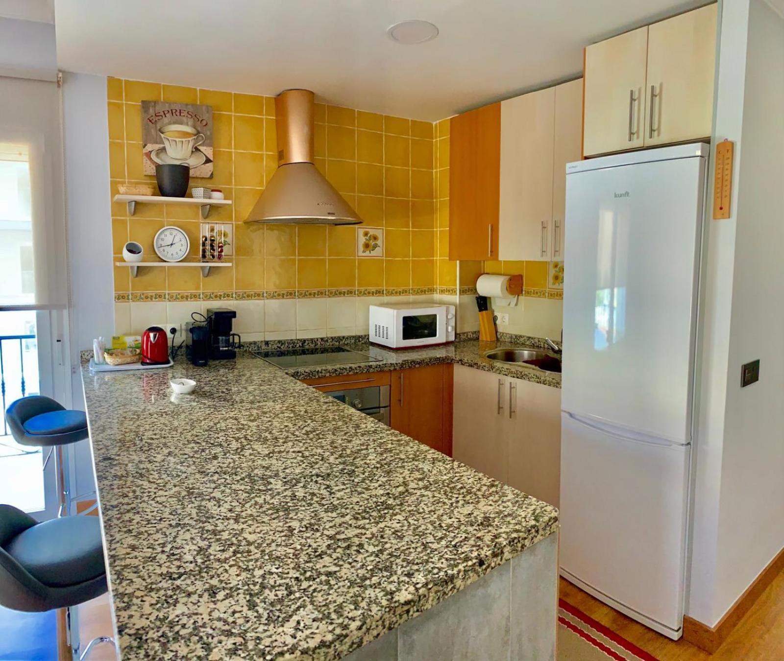 Apartamento Capri Los Boliches Wifi Gratis Beach 100M Fuengirola Luaran gambar