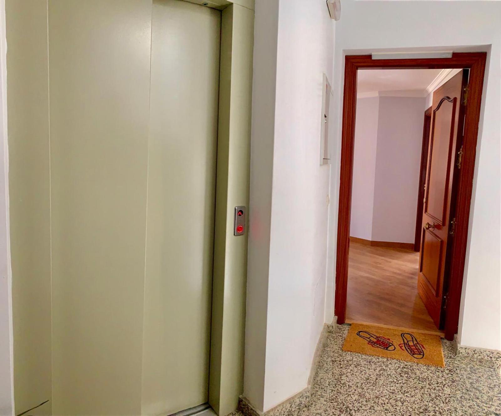 Apartamento Capri Los Boliches Wifi Gratis Beach 100M Fuengirola Luaran gambar
