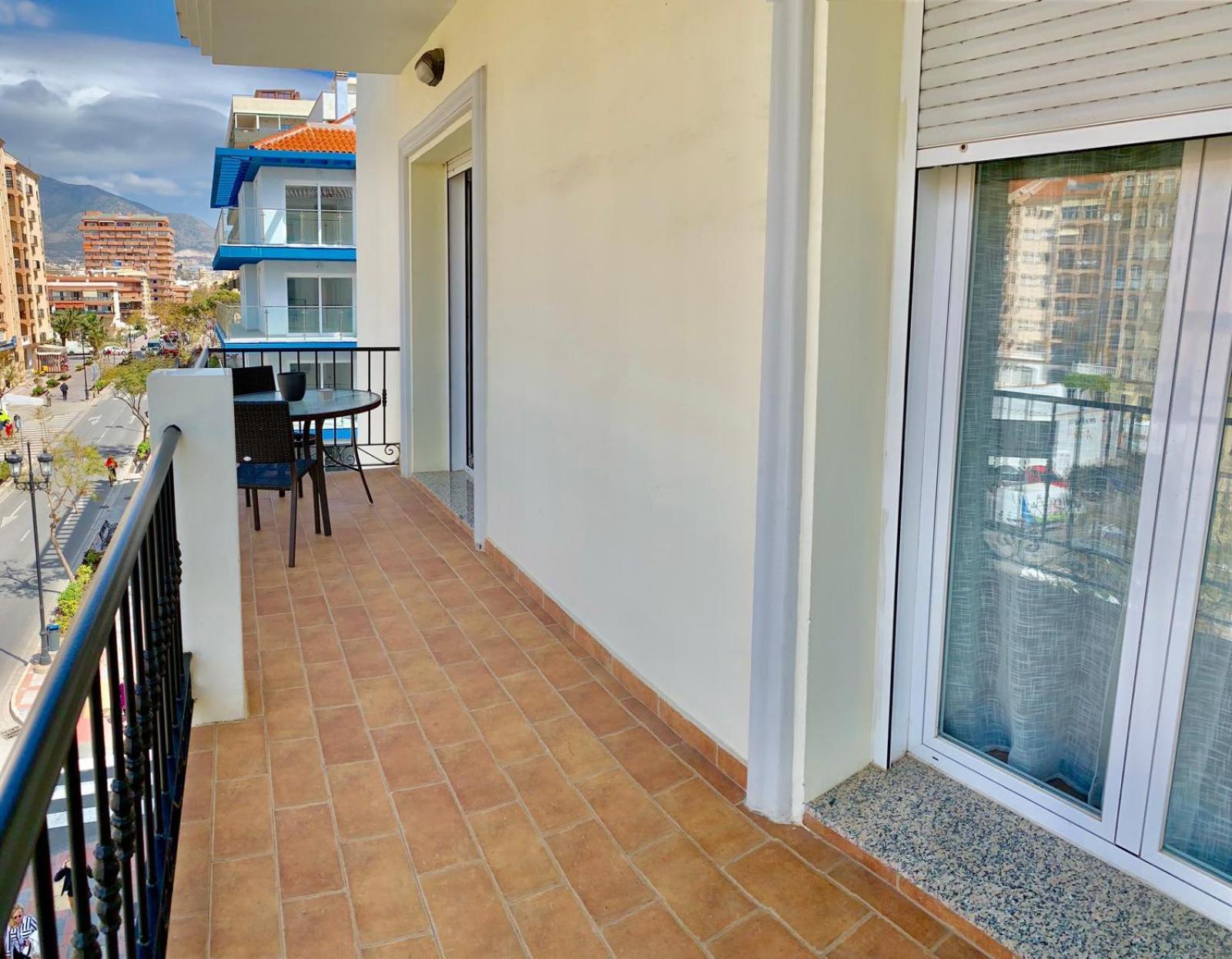 Apartamento Capri Los Boliches Wifi Gratis Beach 100M Fuengirola Luaran gambar