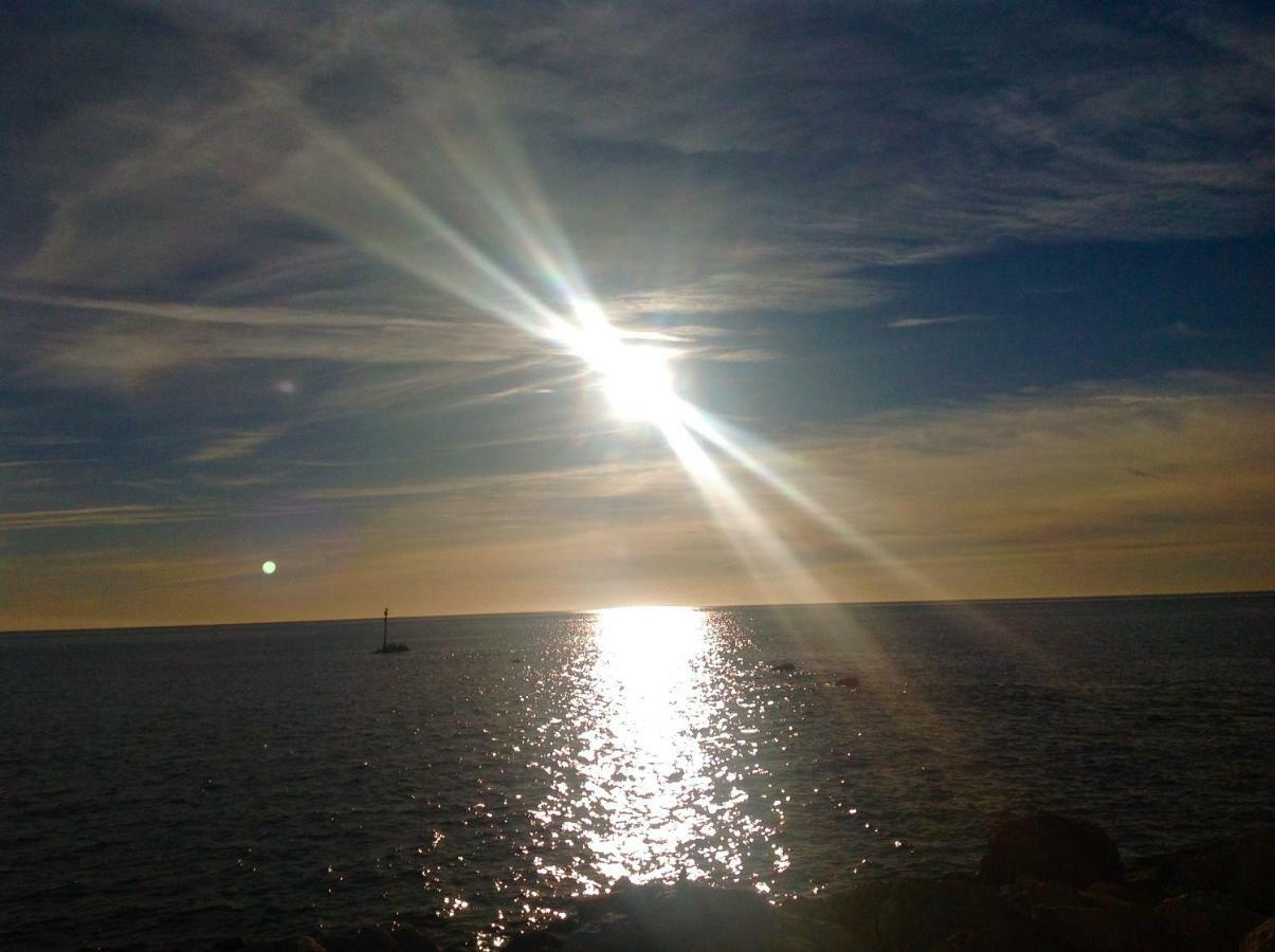 Apartamento Capri Los Boliches Wifi Gratis Beach 100M Fuengirola Luaran gambar